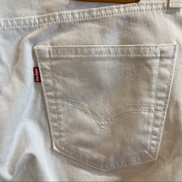 LEVI’S 511 Sz 33 x 32 Premium Denim White Jeans - Picture 10 of 12